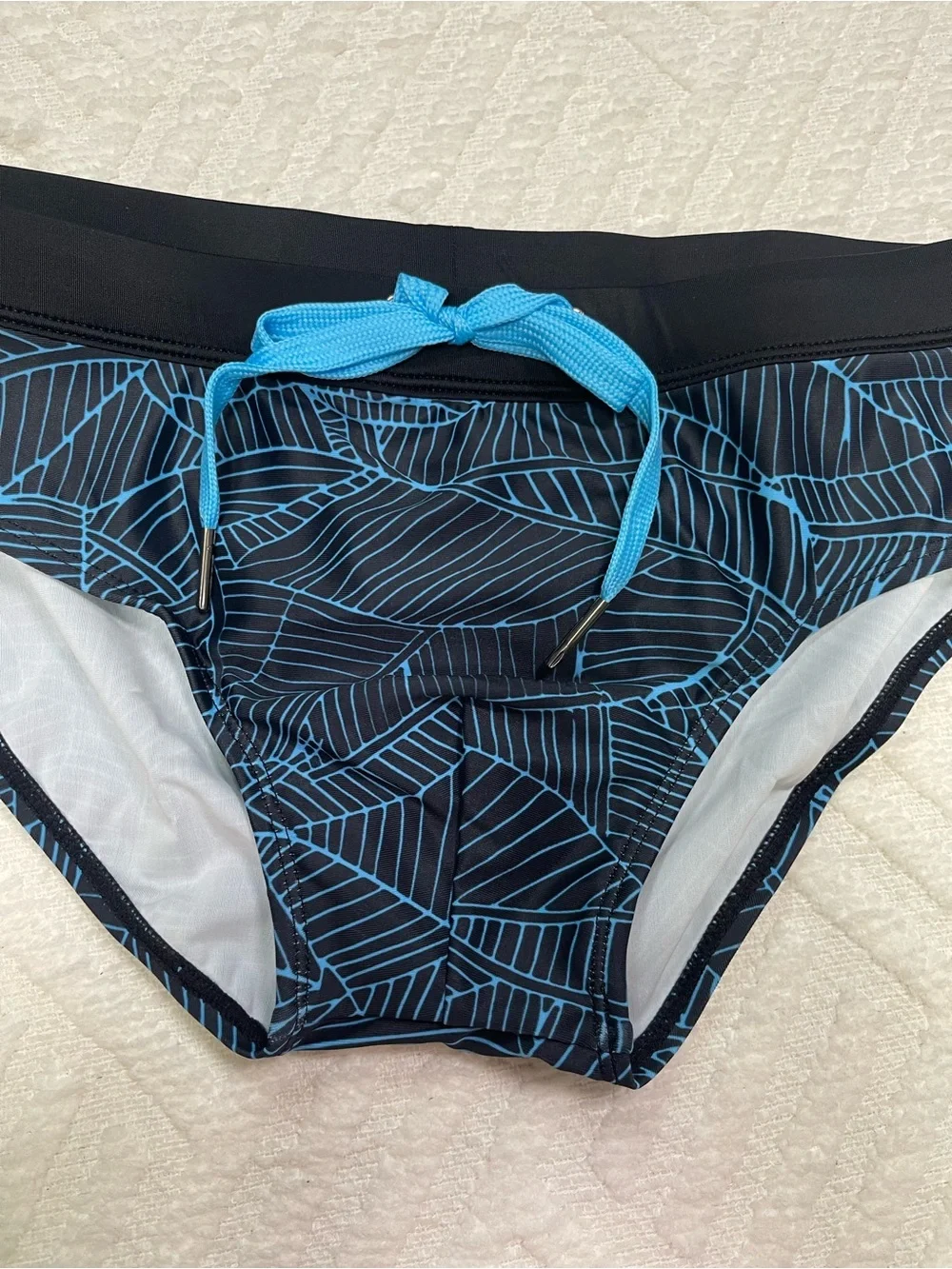 UXH Men's Swim Briefs in Black and Blue Size Medium
